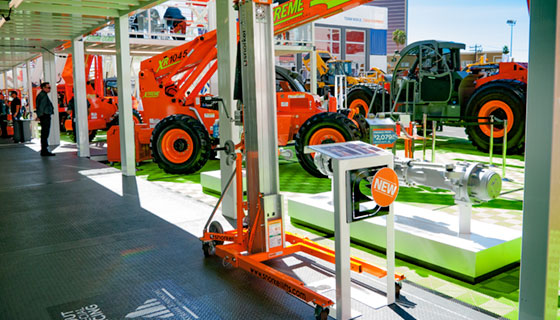 Snorkel EXPANDS PRODUCT OFFERING WITH NEW LINE OF MATERIAL LIFTS