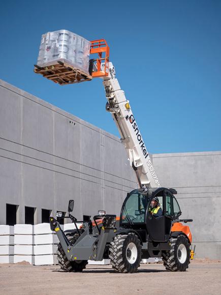 Heavy-duty and built for construction applications, the SR1745 combines excellent lift capacity with superb reach